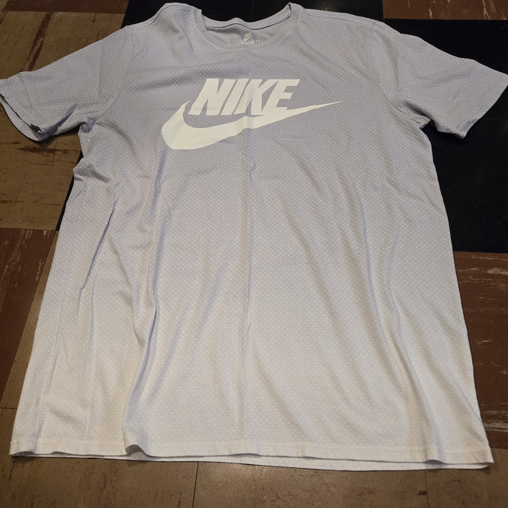 Nike Athletic Cut blue white ombre t shirt white polka dots mens size large NWOT - Picture 1 of 7